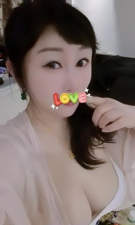越秀东北大奶姐姐