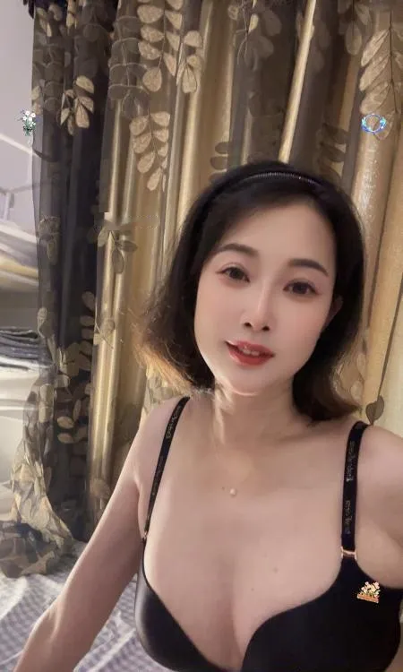 江北小姐姐欣颖