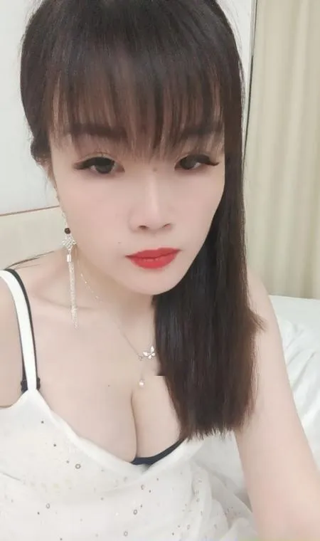 黄埔人妻艳艳