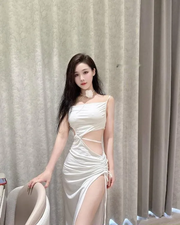 温柔型魅魔御姐老师