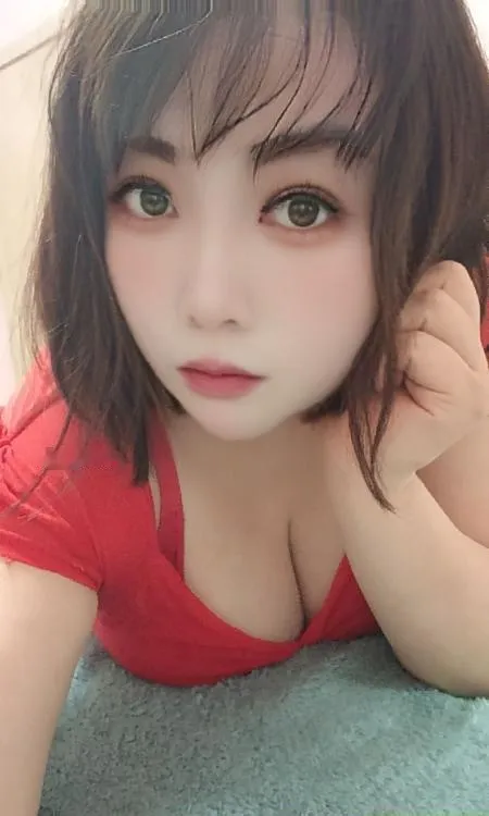 大屁股小骚妹儿