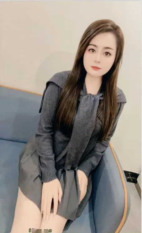 白云桃桃妹妹