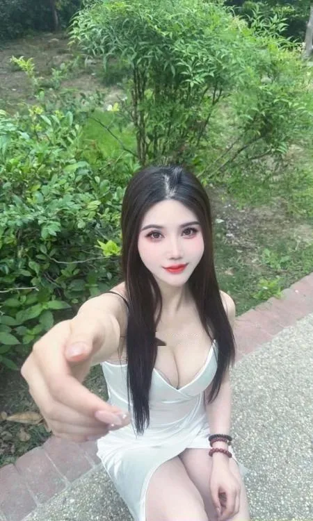 闵行好看小美女