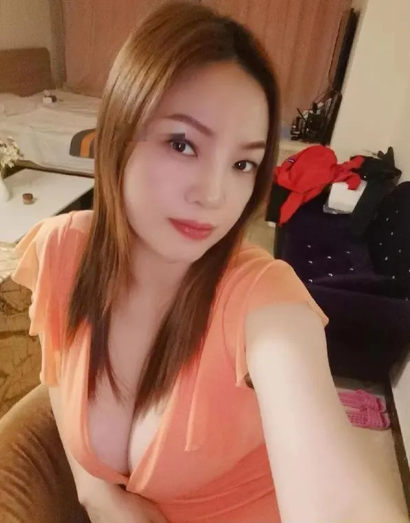 越秀美乳老师