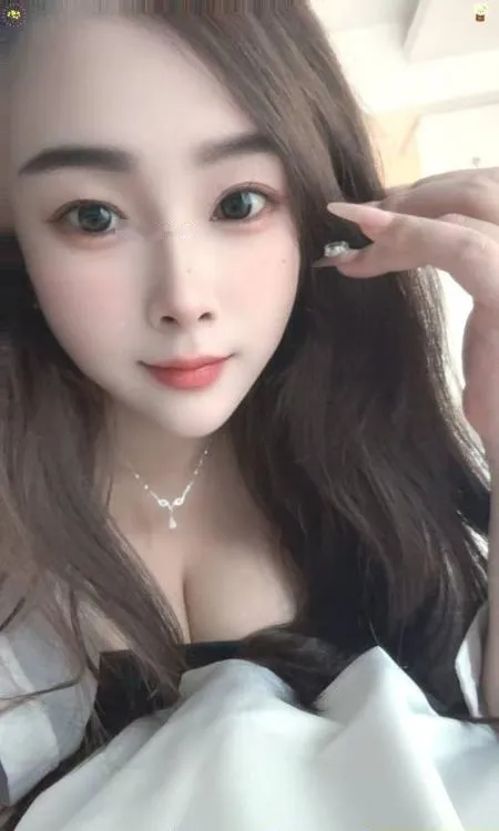 南城丰韵甜茶姐姐