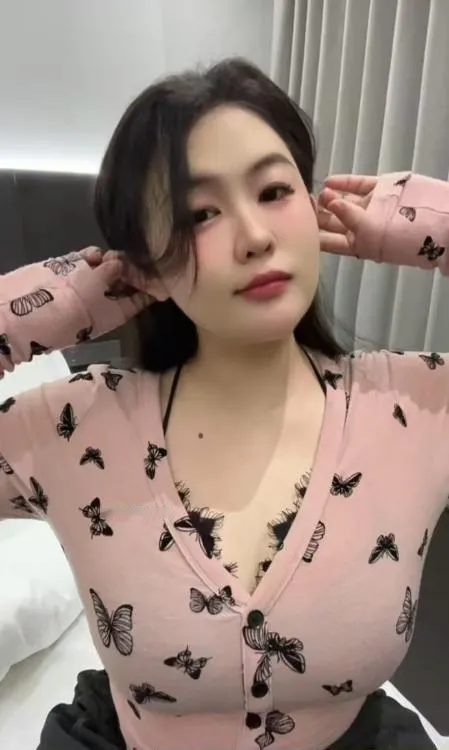 洪山巨乳肥臀周周体验