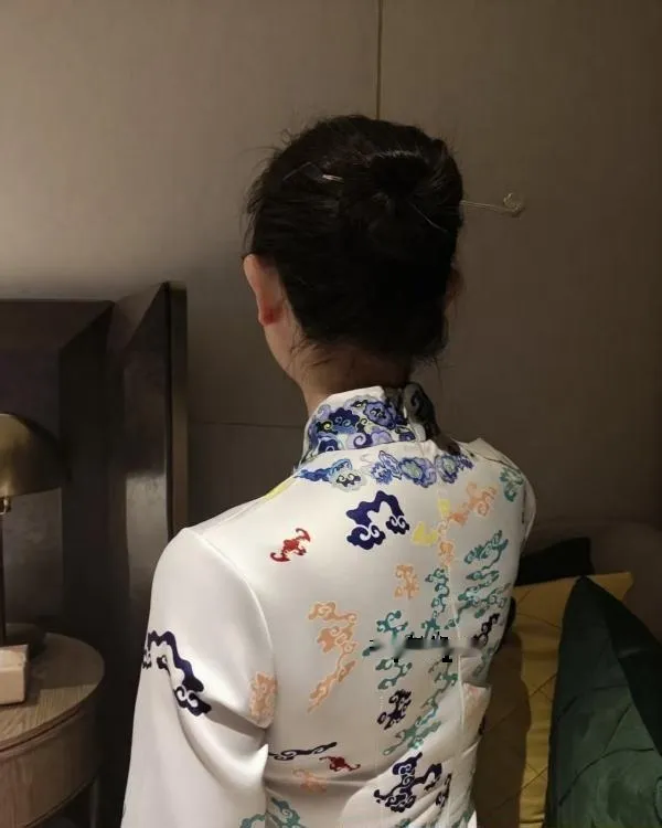 兼职的空姐