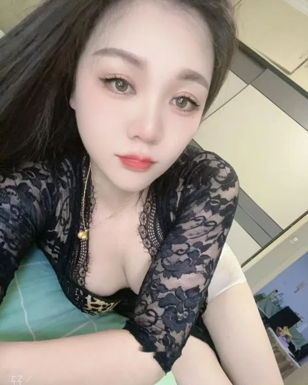 建邺区雅雅