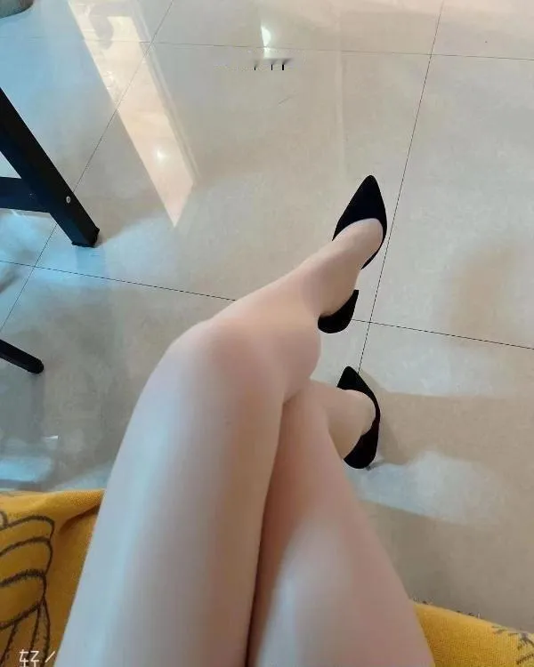 兼职无毛姐姐