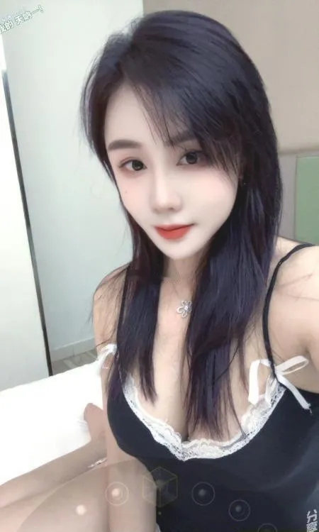 长宁御姐迪卡尔