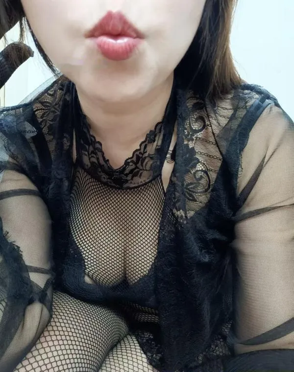 骚妇肥臀思思