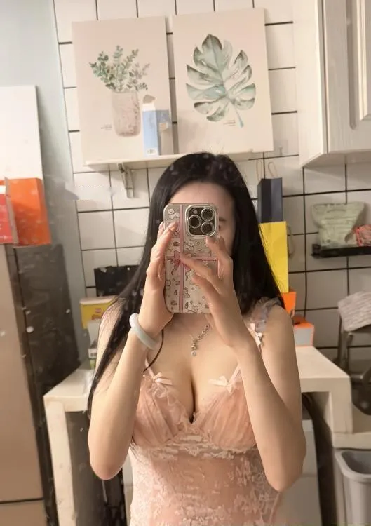 西湖区大奶妹婷婷