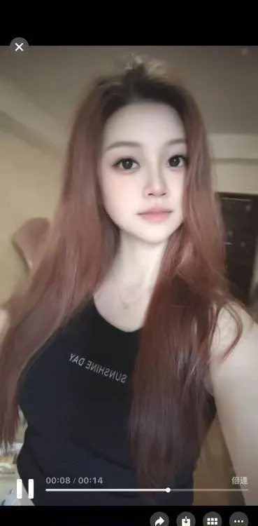 火辣性感身材喜宝