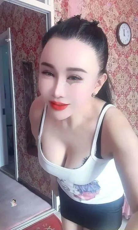 骚气少妇