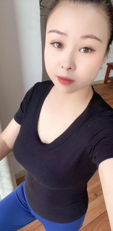 城阳静静小师妹