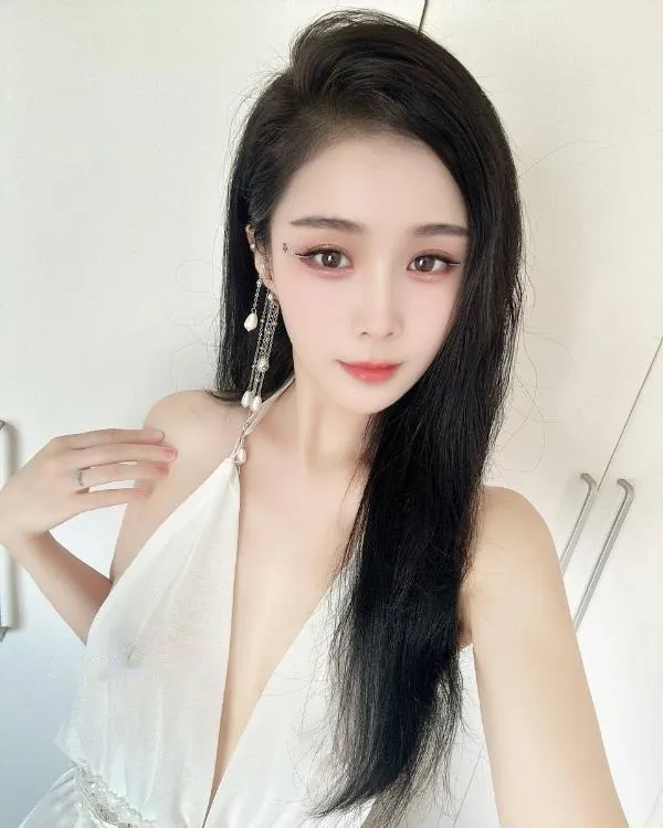 温柔型魅魔御姐老师