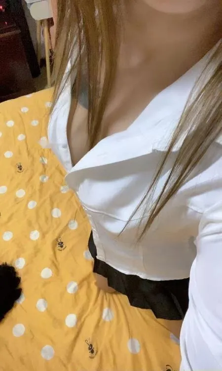 闷骚长腿少妇