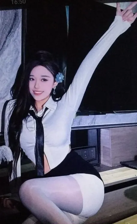 罗湖大奶妹子