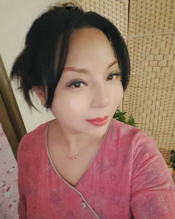 汉阳真大胸的嫂子