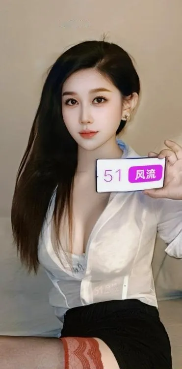 东站后入蜜桃臀