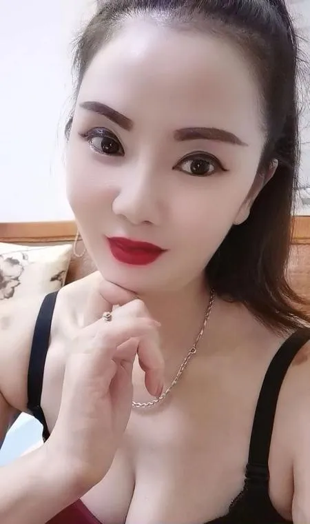 服务系小姐姐