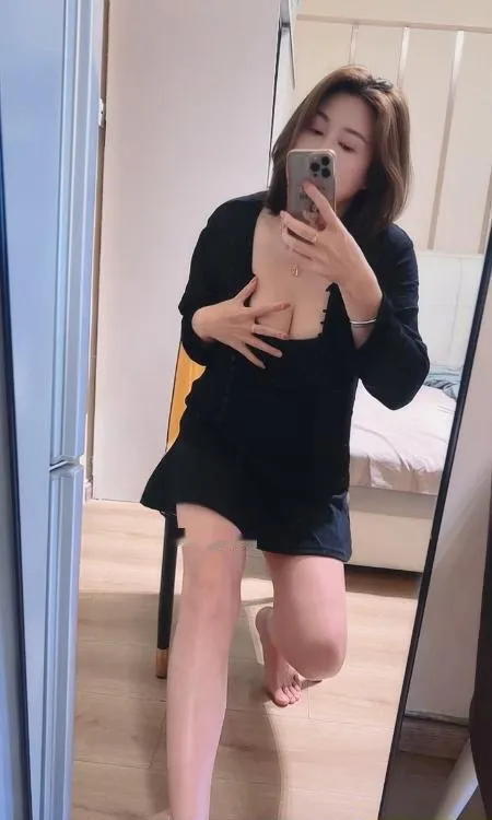 服务系大波妹