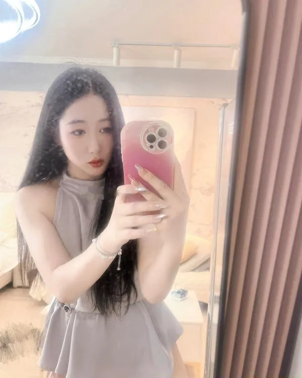 包河气质美女初夏