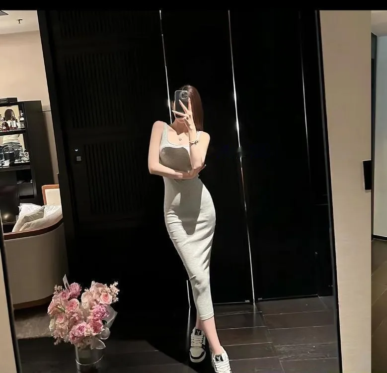 妹子身材火辣性感