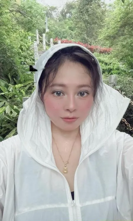 上梅林大奶重庆妹子