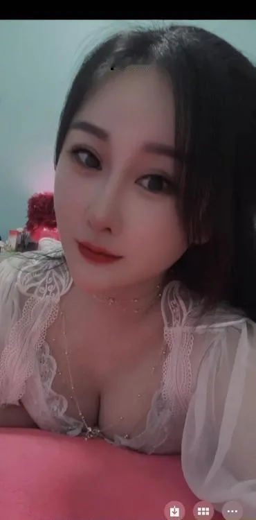 性感D奶颜值小姐姐