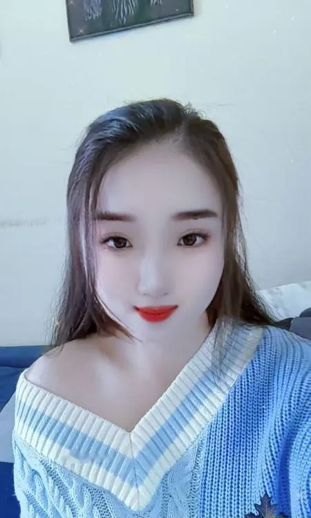 性感丰满少妇乐乐