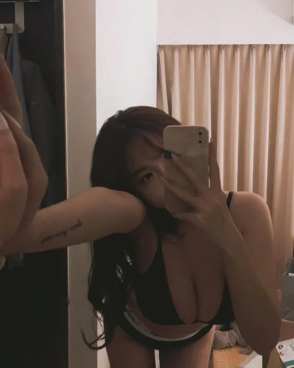 刚下海D奶大美