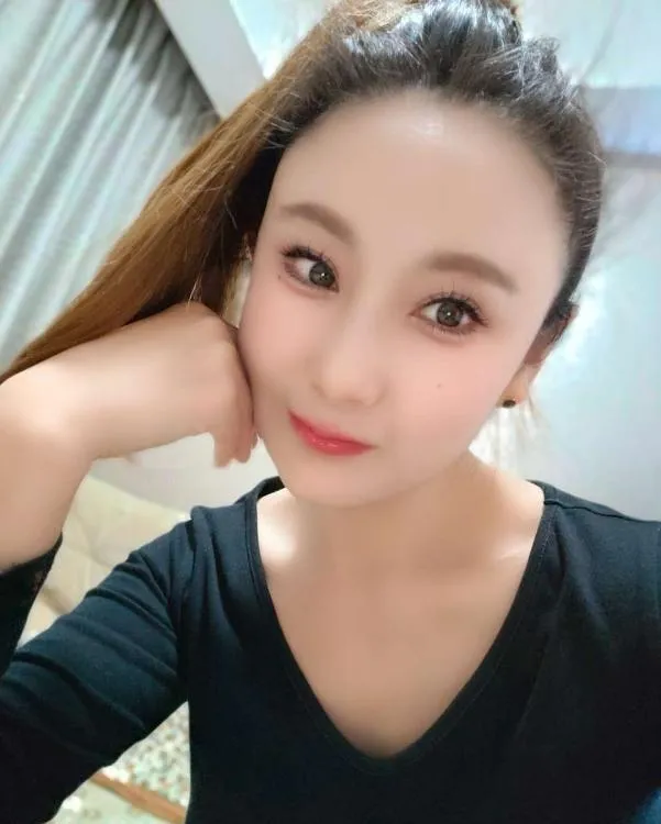 昆山丰满大胸御姐