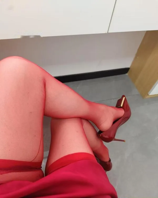 合肥性感眼镜少妇