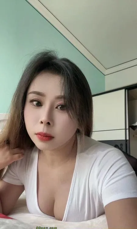 南信大附近大奶熟妇