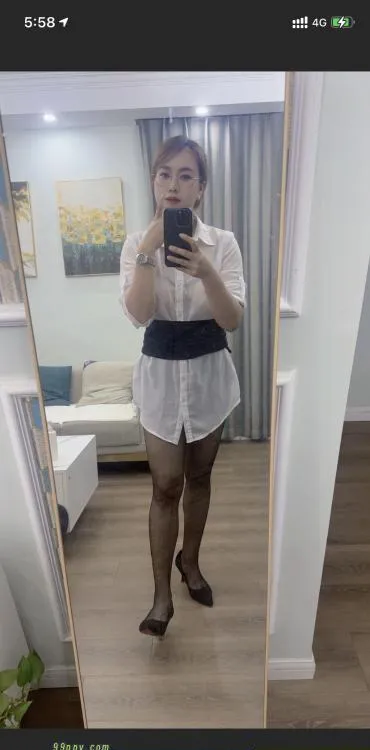 杭州眼镜姐姐