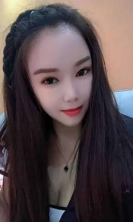 丰满型少妇