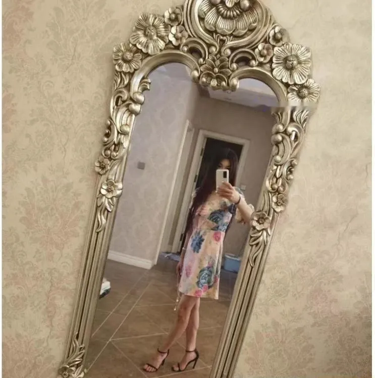 长腿服务性老妹