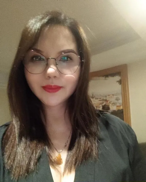 性感丰乳翘臀的小骚妇
