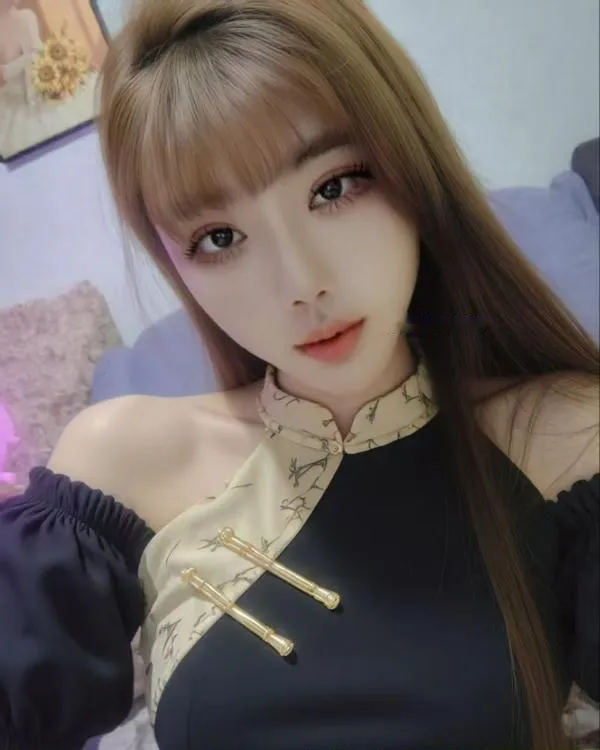 新建性感小姐姐