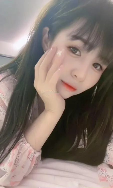 白云清纯妹子叮当