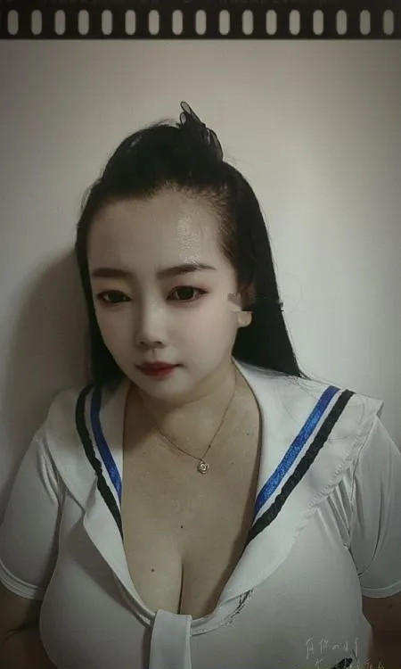 大F胸姐姐
