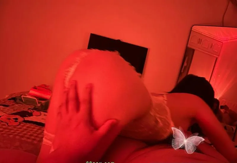 光谷美乳水多小姐姐