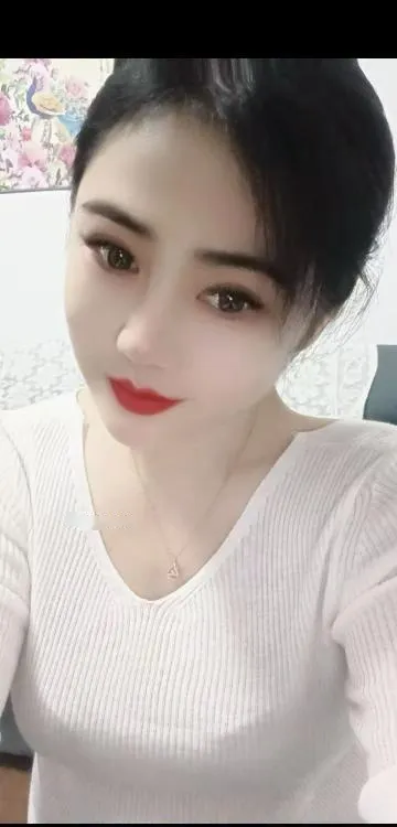 姑苏胸大屁股大少妇