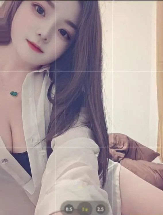 雨花白嫩小骚妇