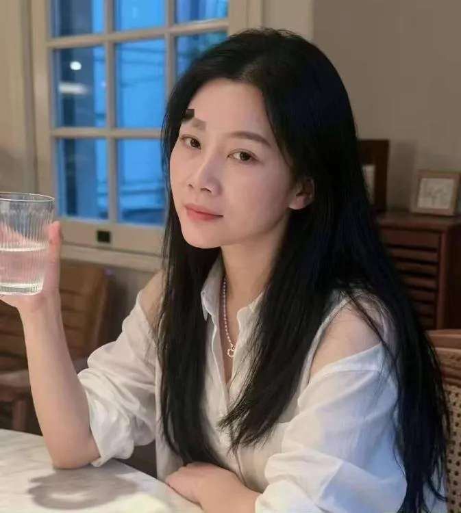 服务极好骚货花花