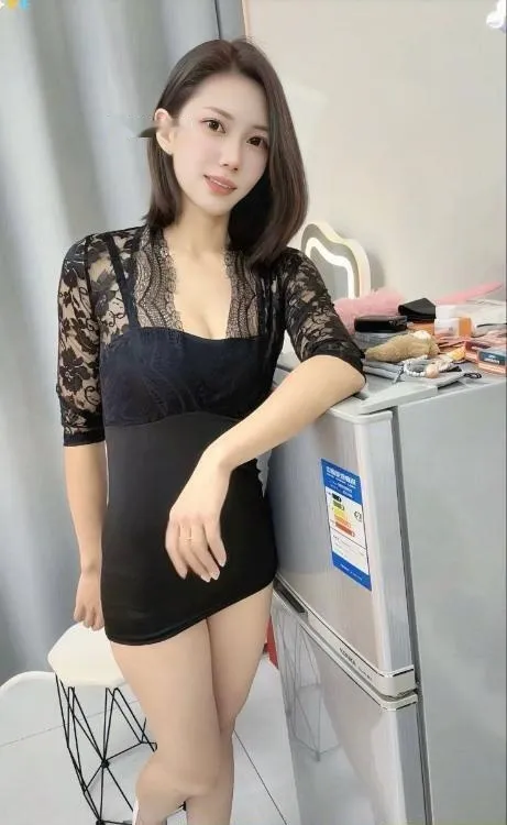 蜀山白嫩小少妇