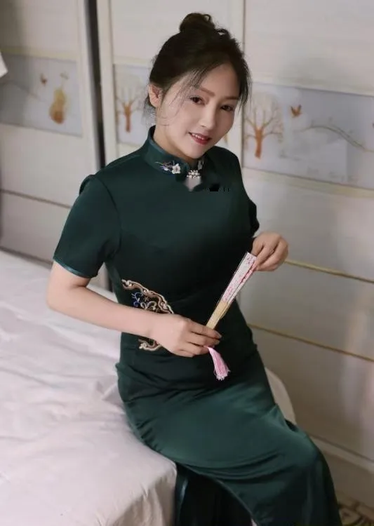 性价比旗袍熟女