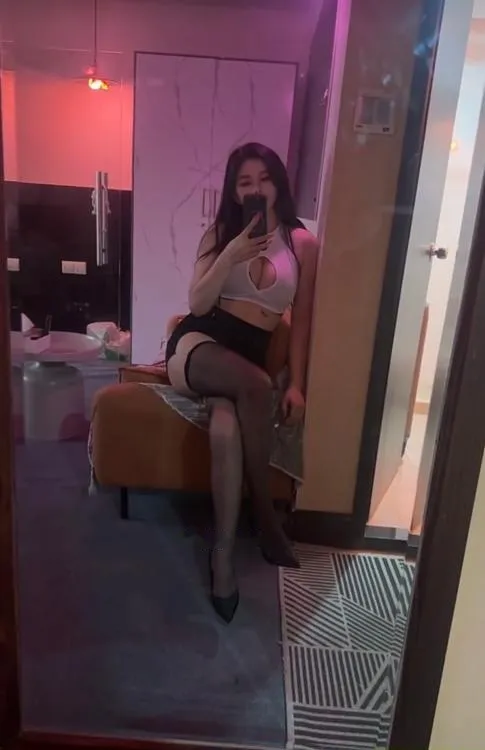 南开巨乳御姐沫儿