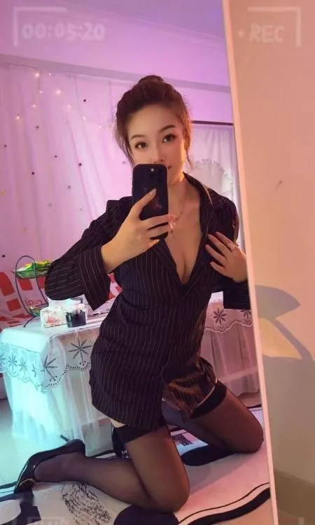 大年初一的昭昭老师